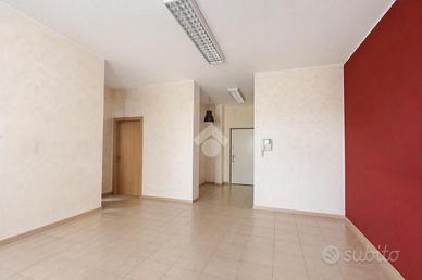 UFFICIO A BRUGHERIO
