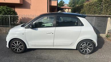 TWINGO MK3 GUIDABILE DA NEOPATENTATO