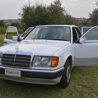 Mercedes W124 Berlina ricambi carrozzeria