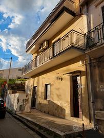 Ampia casa indipendente