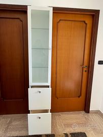mobiletto bagno a colonna