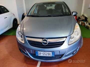 Opel Corsa 1.2 5 porte Easytronic Cosmo
