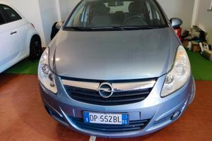 Opel Corsa 1.2 5 porte Easytronic Cosmo