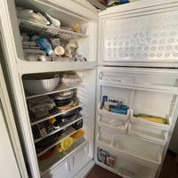 frigorifero con congelatore