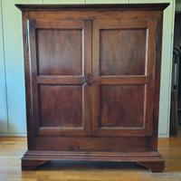 Armadio fine '800 due ante.