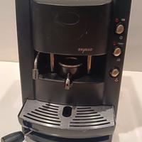 Grimac Terry con acqua calda.Macchina da caffè
