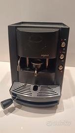 Grimac Terry con acqua calda.Macchina da caffè