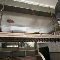 Mensola con portabicchieri