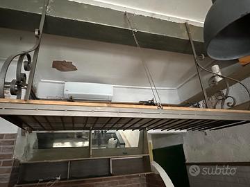 Mensola con portabicchieri