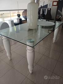 Tavolo moderno cristallo