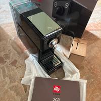 Macchina espresso Illy X-3 capsule nuova