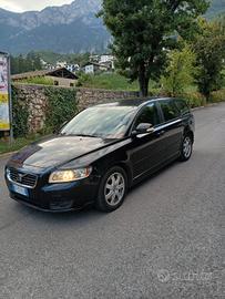 volvo v 50  2.0 Diesel