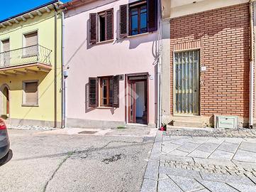 3 LOCALI A TRINITÀ D'AGULTU E VIGNOLA