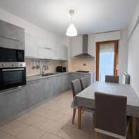 Monfalcone - Bicamere luminoso con terrazzo e box