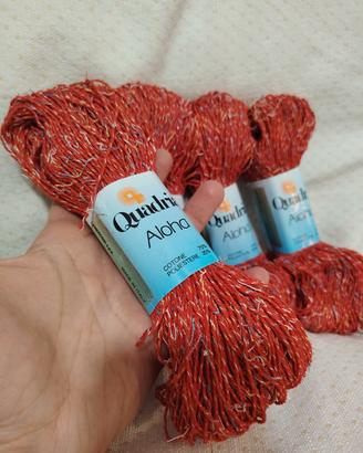 4 matasse di cotone rosso