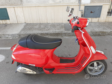 Vespa PIAGGIO 50S omologata x 2 posti