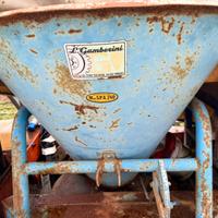 Spargiconcime, fresa