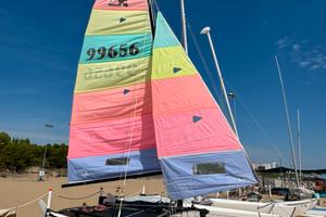 Hobie cat 16