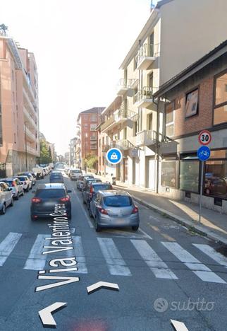 Stanza singola in via carrera : 270 euro