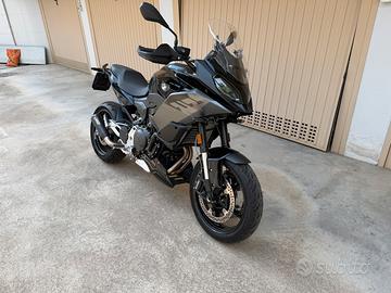 BMW F900XR MY 25