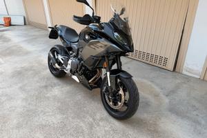 BMW F900XR MY 25