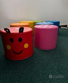Set di 7 pouf colorati per bambini