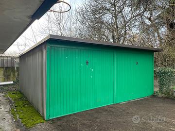 Garage prefabbricato