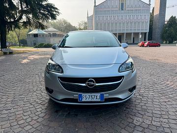 Opel Corsa 1.4 benzina 75cv E6 22,000  km 2019