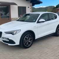 Alfa Romeo Stelvio 2.2 TDI 190 CV AT8 RWD SUPER 20
