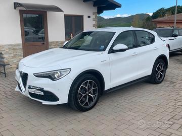 Alfa Romeo Stelvio 2.2 TDI 190 CV AT8 RWD SUPER 20