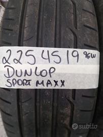 GOMME 225 45 19 DUNLOP ESTIVI