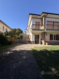 Villa o villino Campi Bisenzio [DONIZETTI55VRG] (S
