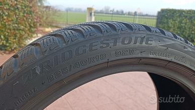 Bridgestone blizzak 225/40 r18