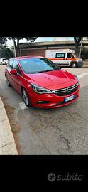 Opel astra appena 70.000 km aziendale