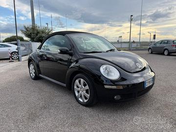 VOLKSWAGEN New Beetle 1.4 16V Cabrio