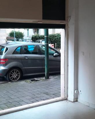 Locale commerciale