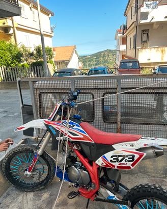Pit bike 140