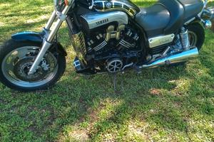 Yamaha vmax 1200