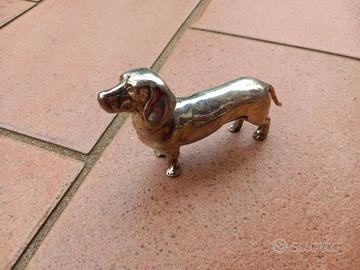 Bassotto in miniatura in argento massiccio 800