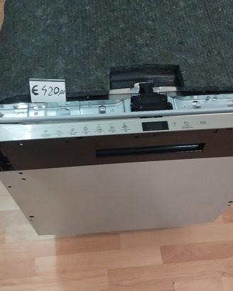 lavastoviglie a incasso 