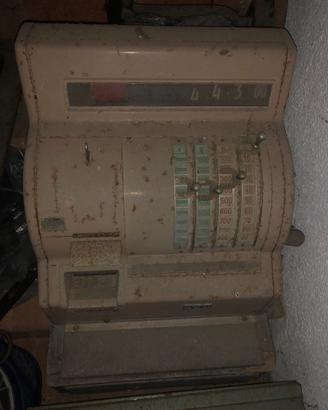 Antico registratore di cassa