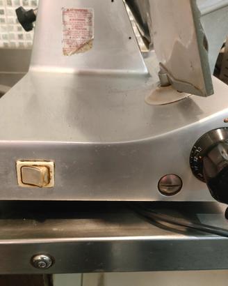 affettatrice professionale 