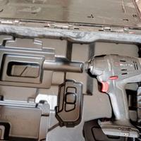 Avvitatore a impulsi 18v M-Cube usato