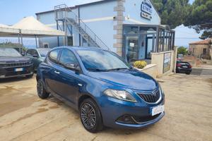Lancia Ypsilon 1.0 FireFly 5 porte S&S Hybrid Silv