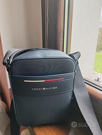 Pochette borsa tracolla Tommy Hilfiger originale