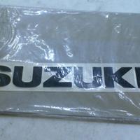 EMBLEMA SERBATOIO SUZUKI BANDIT SUZUKI 68111-31F00
