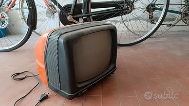 Televisore anni '70 Philips