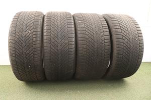 Gomme Pirelli Winter 285 40 22 325 35 22 inverno