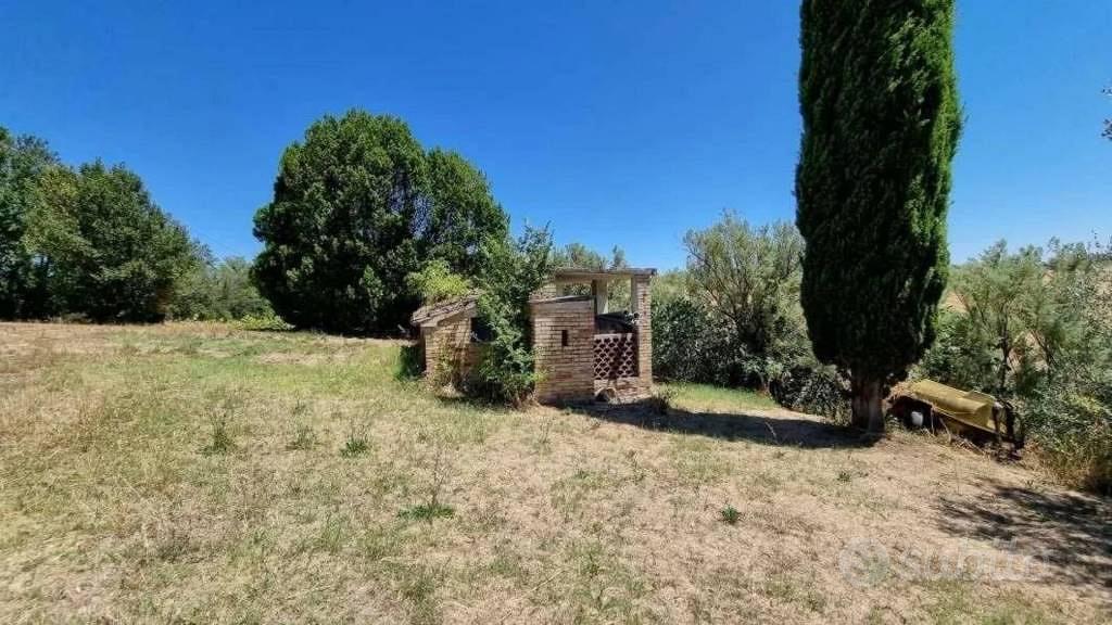 Immobile in asta di 186 m² con più di 5 locali a M - Vista 3