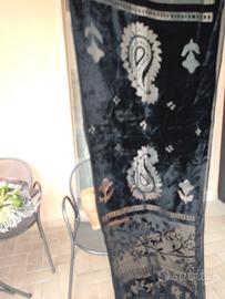 stola in velluto nero